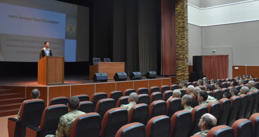 Имам Малоярославца встретился с военнослужащими Росгвардии